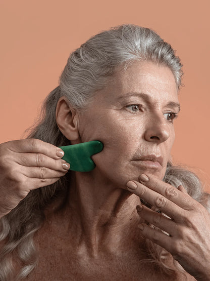 GlowSculpt™ Gua Sha - Cold Therapy Facial