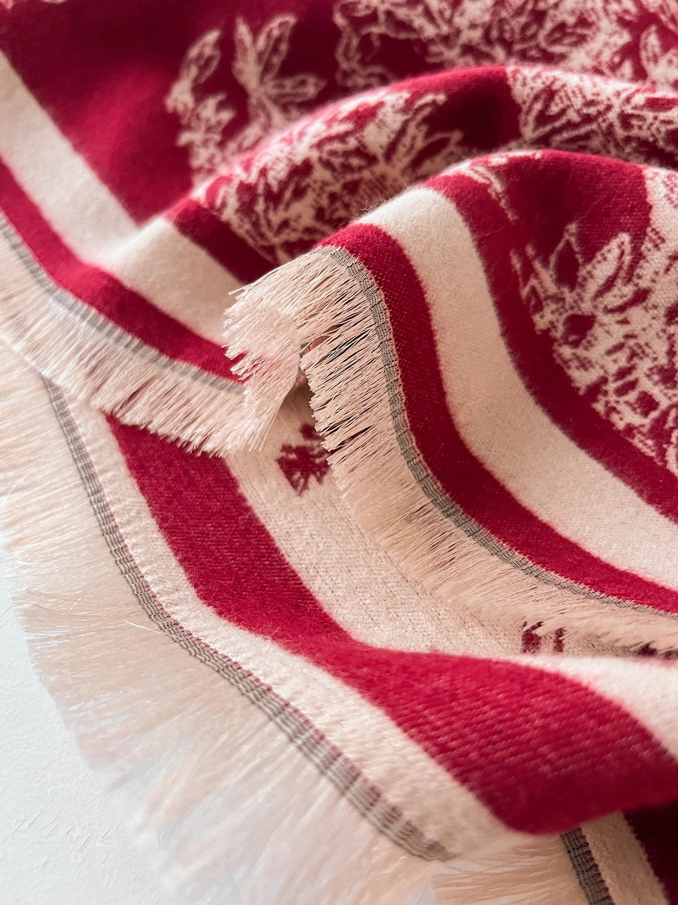 Cashmere - Feel Embroidered Scarf - BeyoutifulSpot®