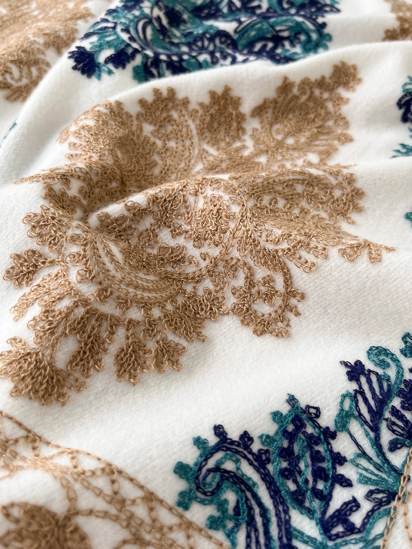 Cashmere - Feel Embroidered Scarf - BeyoutifulSpot®