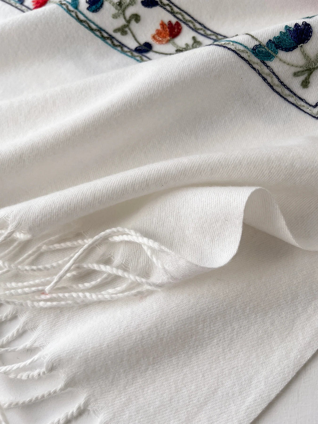 Cashmere - Feel Embroidered Scarf - BeyoutifulSpot®