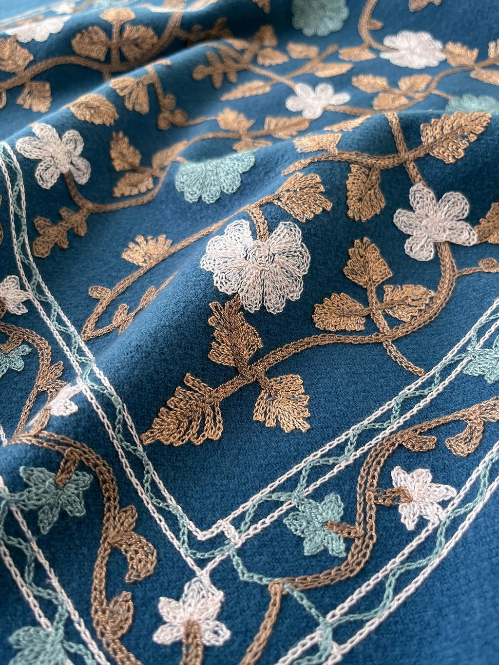 Cashmere - Feel Embroidered Scarf - BeyoutifulSpot®