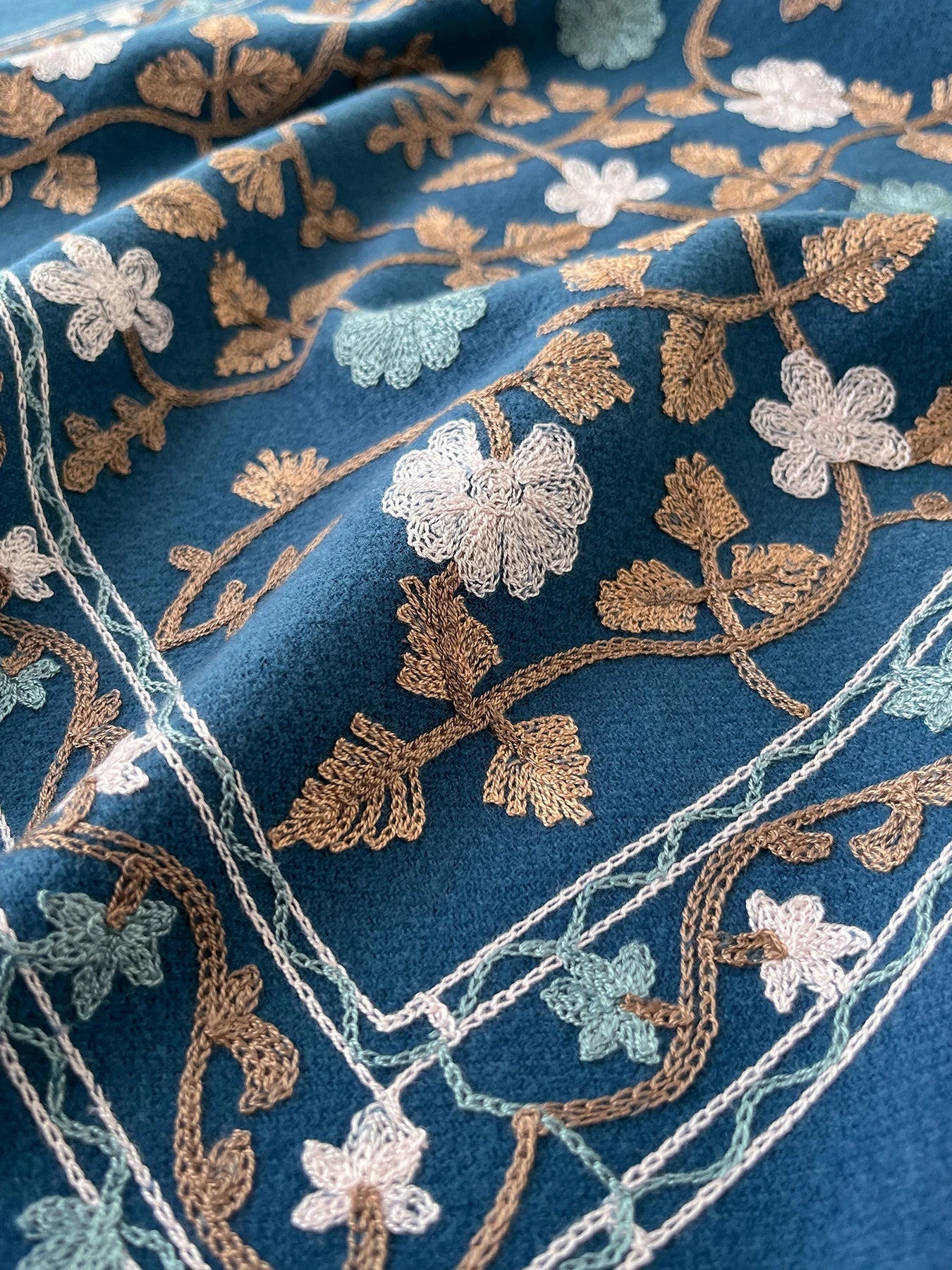 Cashmere - Feel Embroidered Scarf - BeyoutifulSpot®