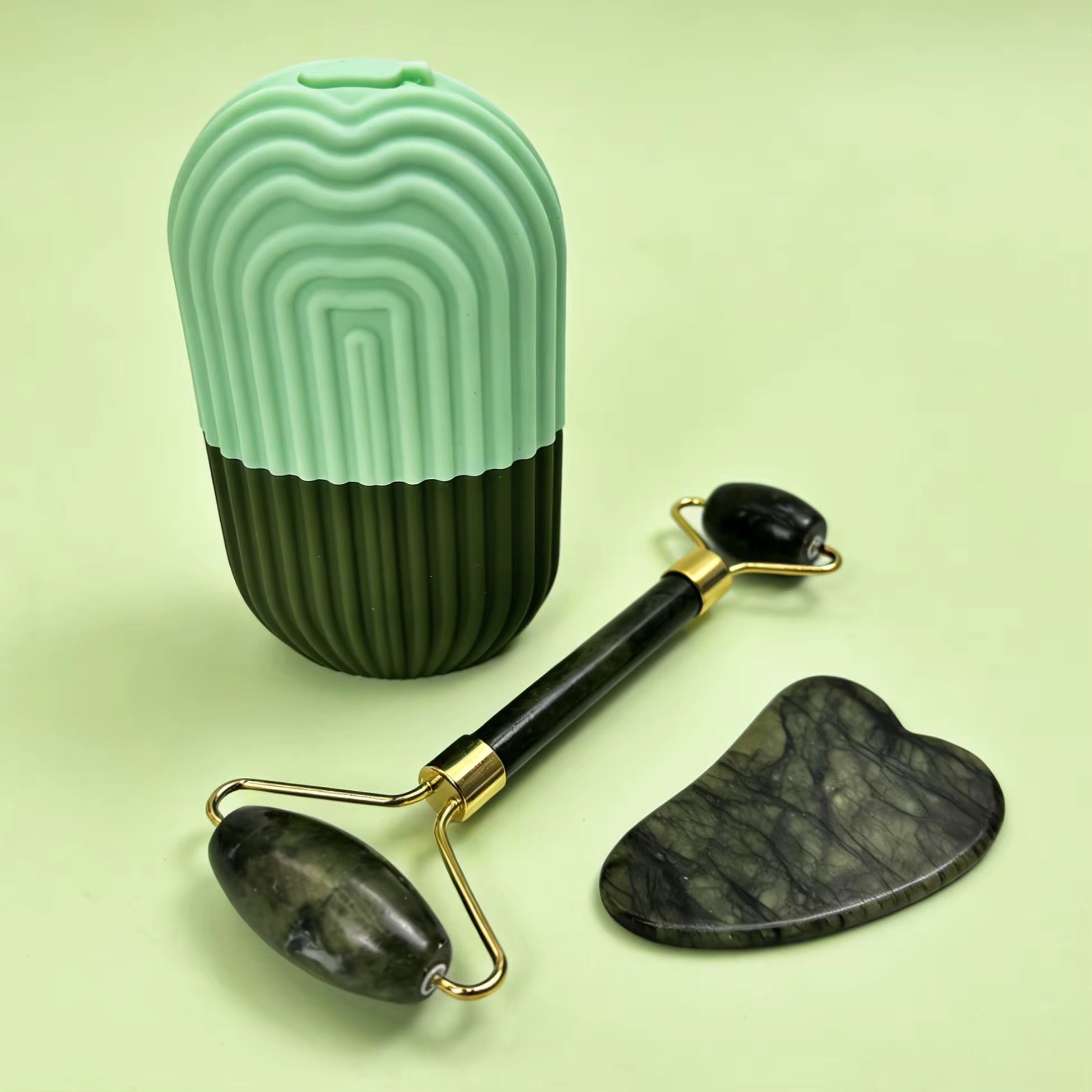 Ice Face Roller & Gua Sha Set - BeyoutifulSpot®